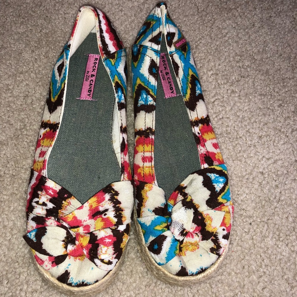 Colorful canvas shoes!